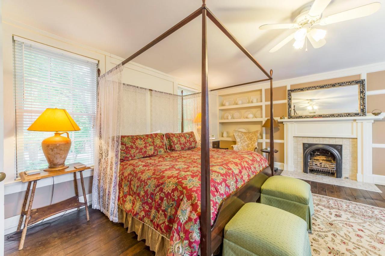Bourbon Manor Bed & Breakfast Inn Bardstown Ngoại thất bức ảnh