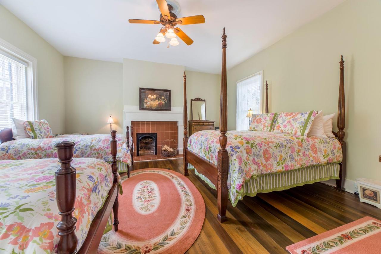 Bourbon Manor Bed & Breakfast Inn Bardstown Ngoại thất bức ảnh